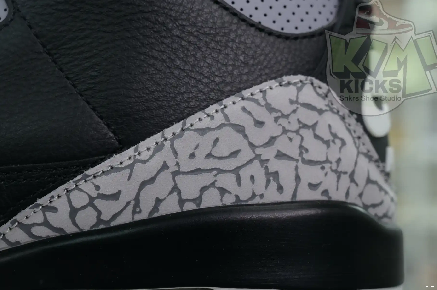 Kimikick 3“Black Reimagined” Jordan Air Cement 0501